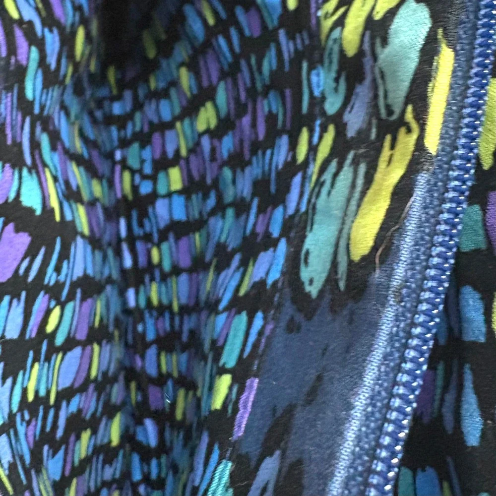Vera Bradley Blue Indigo Pop Pattern Crossbody Bag
